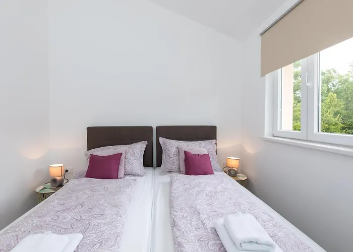 With Swimming Pool Kremenici - Krk - 20676 *