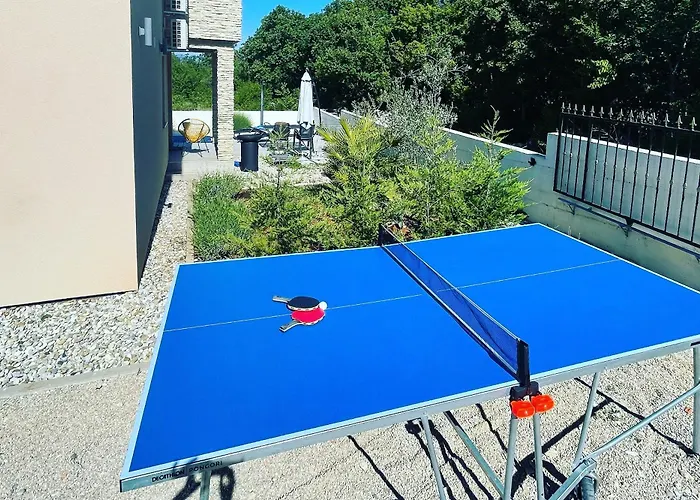 Apartment With Swimming Pool Kremenici - Krk - 20676 *
